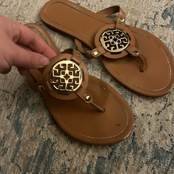Unbranded • Brown sandals with gold accents - Picture 4 of 4